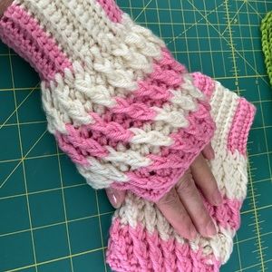 crochet fingerless gloves size medium